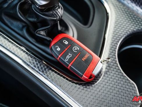 Used 2015 Dodge Challenger SRT Hellcat image 86