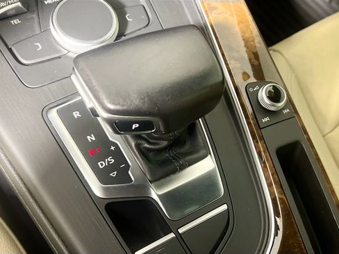 Used 2017 Audi A4 2.0T Ultra Premium w/ Convenience Package image 25