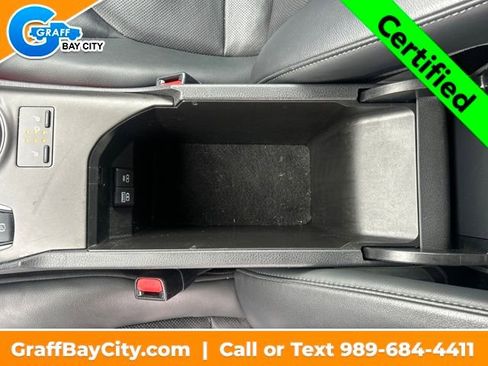 Used 2023 Toyota Camry XLE image 24