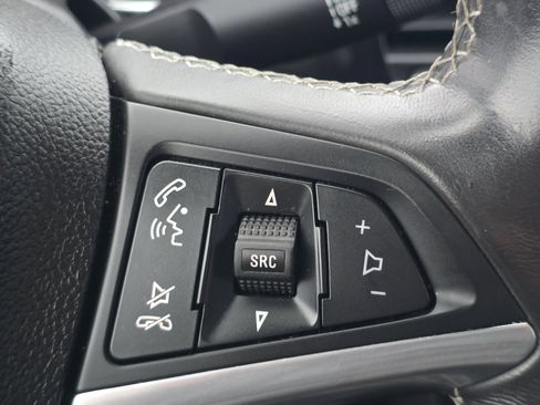 Used 2021 Buick Encore Preferred image 29