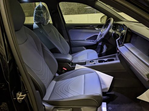 New 2026 Volkswagen Tiguan SE R-Line image 22