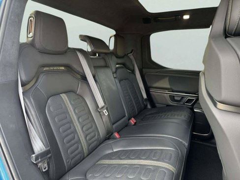 Used 2022 Rivian R1T Adventure AWD/4WD image 44