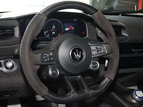 Used 2022 Maserati MC20 Coupe RWD image 16