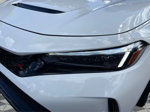 Used 2023 Honda Civic Type R image 24