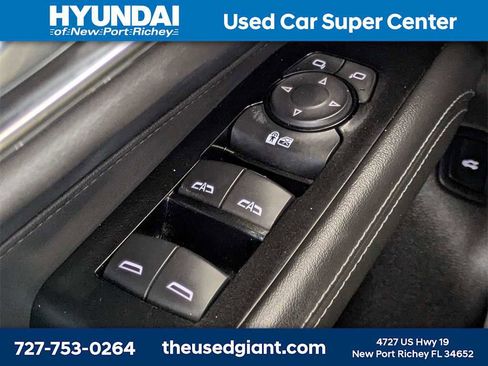 Used 2021 Cadillac CT4 Luxury image 28