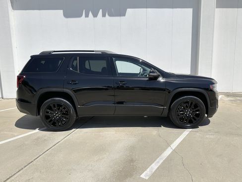 Used 2023 GMC Acadia SLE w/ Driver Convenience Package image 7