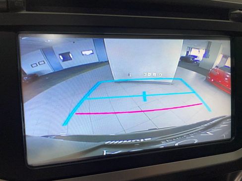 Used 2016 Toyota 4Runner Limited image 39