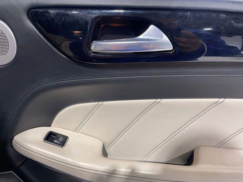 Used 2016 Mercedes-Benz GL 63 AMG 4MATIC w/ Accessory Chrome Package image 42