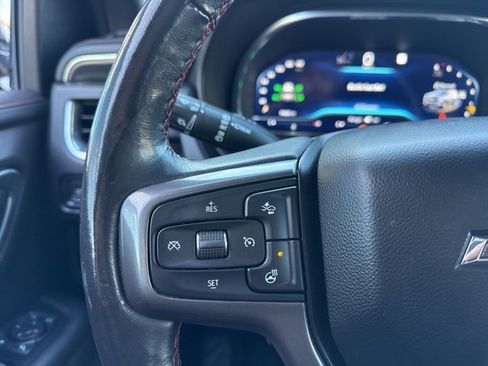 Used 2022 Chevrolet Suburban RST w/ Sport Performance Package image 21