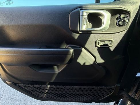 Certified 2021 Jeep Wrangler Unlimited Sport w/ Sun And Sound Package image 30