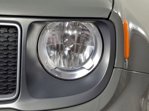 Used 2022 Jeep Renegade Limited w/ Sun, Sound & Wheels Group image 12