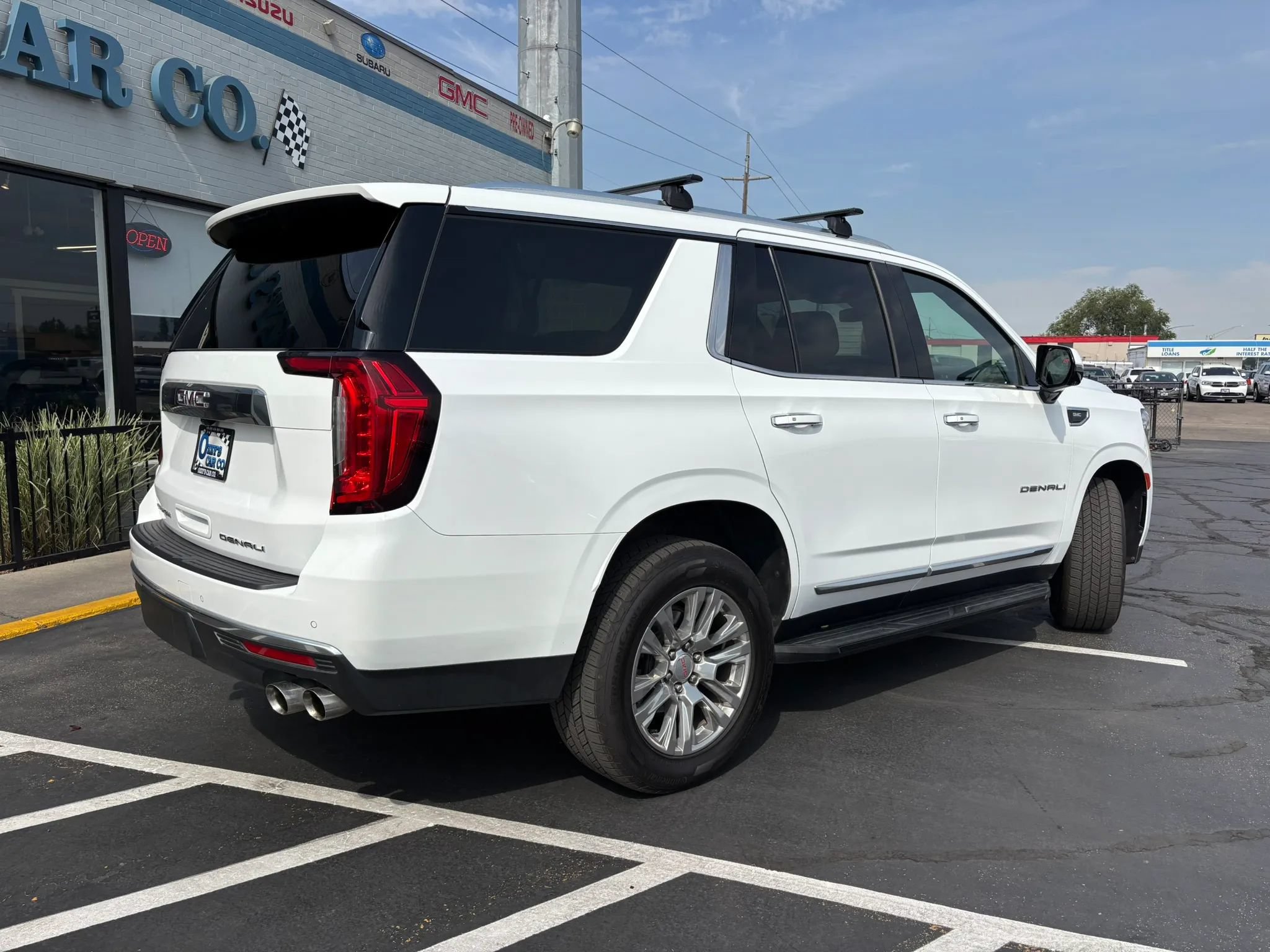 Used 2021 GMC Yukon Denali AWD/4WD image 4