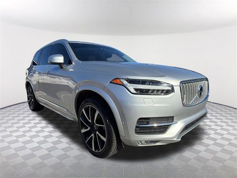 Used 2018 Volvo XC90 T6 Inscription w/ Convenience Package image 3