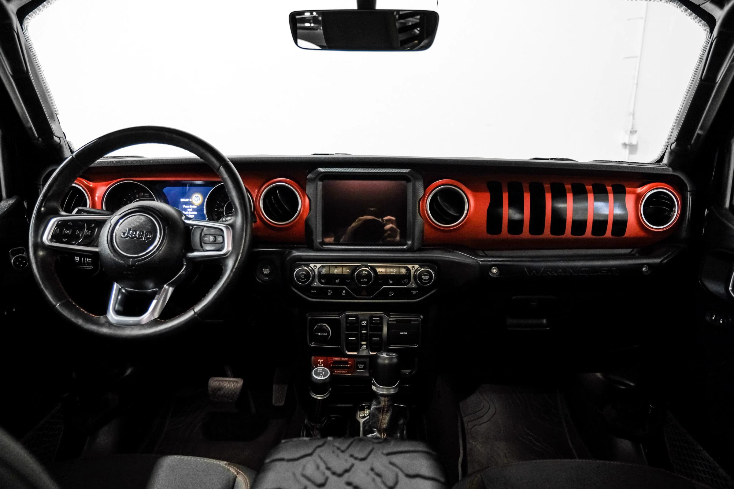 Used 2019 Jeep Wrangler Unlimited Rubicon AWD/4WD image 15