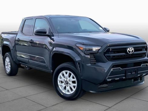 Used 2024 Toyota Tacoma SR AWD/4WD image 3