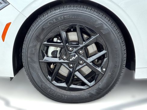 Used 2025 Kia K5 LXS FWD image 11