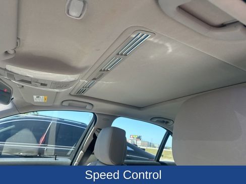 Used 2013 Mercedes-Benz C 250 Sedan image 8