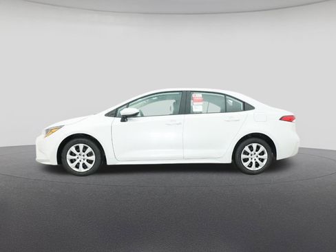 New 2026 Toyota Corolla LE image 19