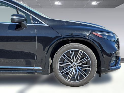 Used 2023 Mercedes-Benz EQS 580 4MATIC SUV image 37