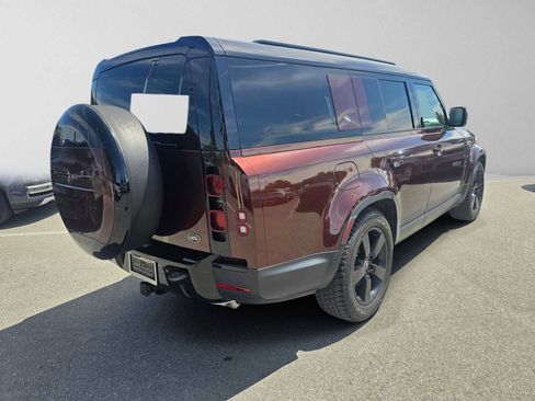 Used 2023 Land Rover Defender 130 SE AWD/4WD image 5