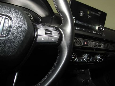 Certified 2023 Honda Civic EX image 6