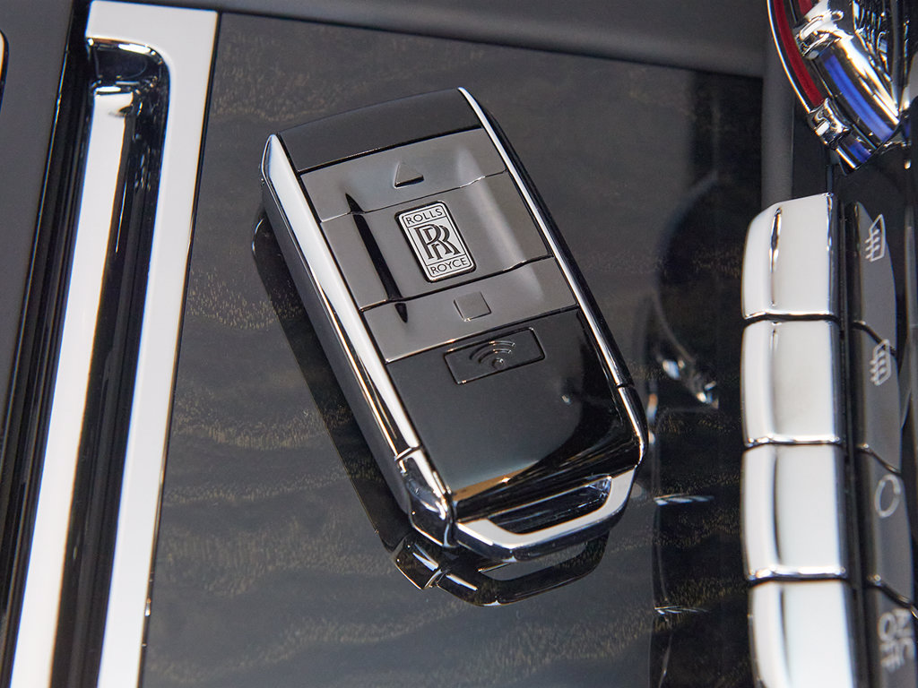 Used 2026 Rolls-Royce Ghost Extended Wheelbase AWD/4WD image 18