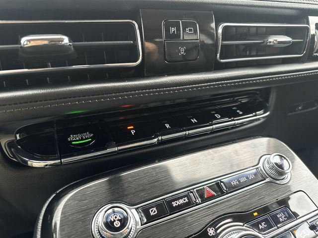 Used 2023 Lincoln Nautilus AWD w/ Premium Package image 23