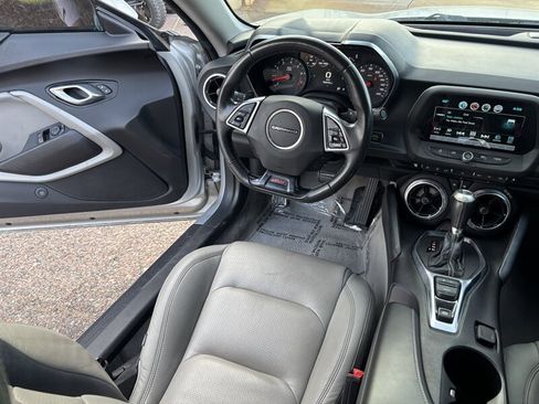 Used 2018 Chevrolet Camaro SS image 22