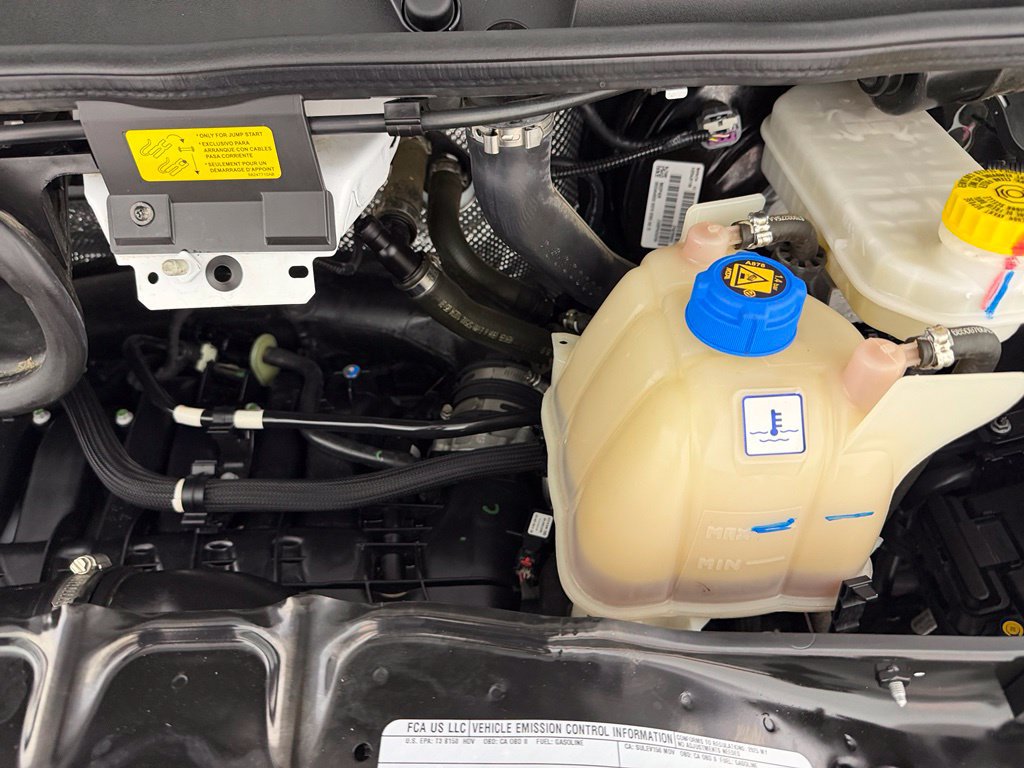 Used 2025 RAM ProMaster 2500 w/ U-Haul Equipment Group FWD image 20