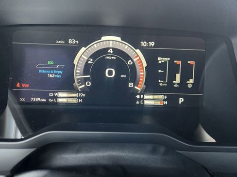 Used 2025 Toyota Tundra Limited AWD/4WD image 15