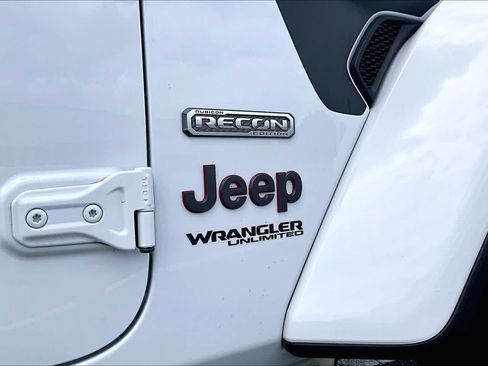 Used 2020 Jeep Wrangler Unlimited Rubicon w/ Quick Order Package 28Y Recon AWD/4WD image 31