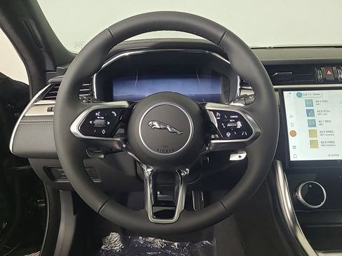 Used 2024 Jaguar XF R-Dynamic SE image 11