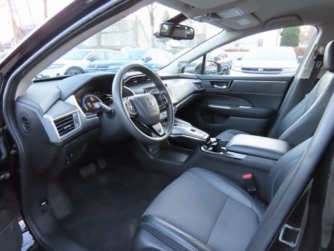 Used 2018 Honda Clarity image 2