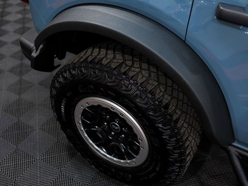 Used 2023 Ford Bronco Black Diamond w/ Sasquatch Package image 15