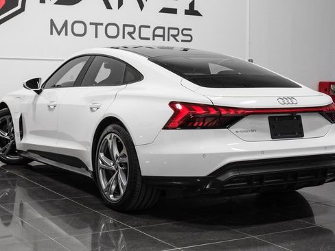 Used 2022 Audi e-tron GT Premium Plus image 14