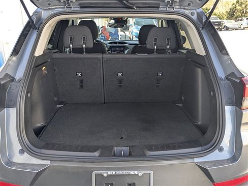 Used 2021 Chevrolet TrailBlazer LT w/ Convenience Package image 13
