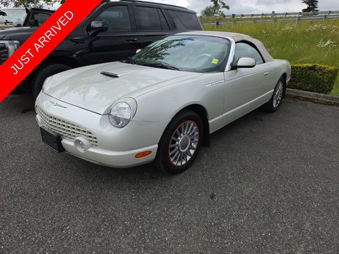 Used 2005 Ford Thunderbird 50th Anniversary RWD image 1
