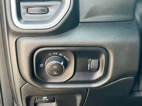 Used 2021 RAM 1500 Big Horn image 10