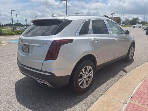 Used 2020 Cadillac XT5 Premium Luxury AWD/4WD image 4