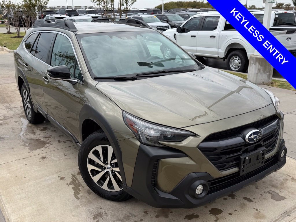 Used 2024 Subaru Outback Premium AWD/4WD image 4