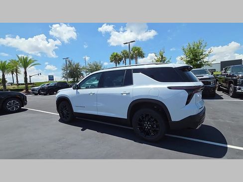 New 2026 Chevrolet Traverse LT w/ Midnight/Sport Edition FWD image 20