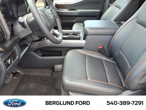 New 2026 Ford F250 Lariat w/ Black Appearance Package AWD/4WD image 6