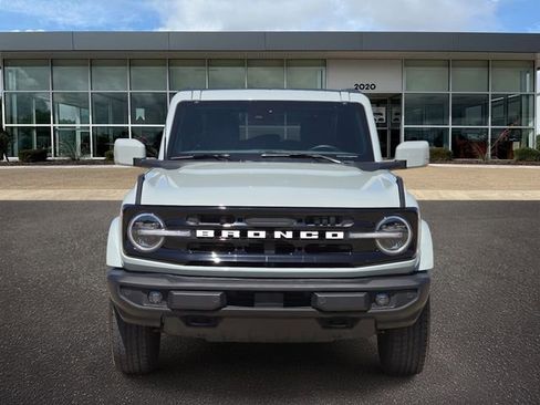 Certified 2024 Ford Bronco Outer Banks image 2