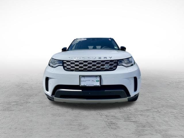 Certified 2025 Land Rover Discovery S AWD/4WD image 2