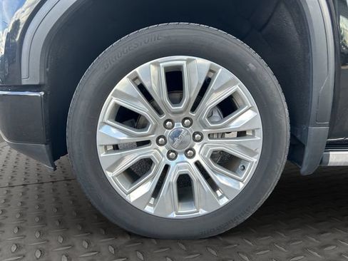 Used 2021 GMC Sierra 1500 Denali w/ Denali Ultimate Package AWD/4WD image 27