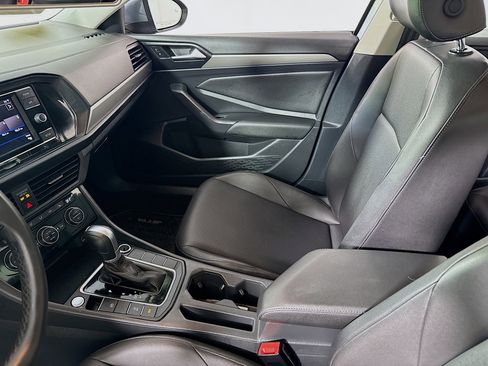 Used 2019 Volkswagen Jetta SE FWD image 23