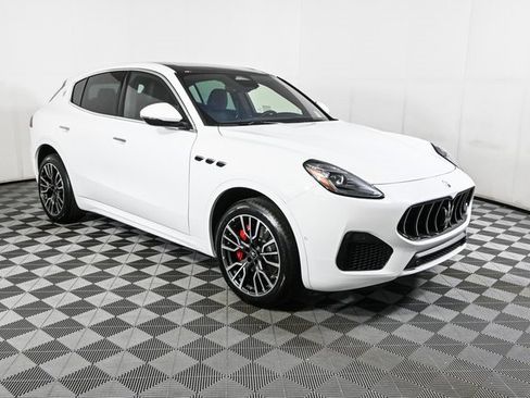 New 2025 Maserati Grecale GT image 29
