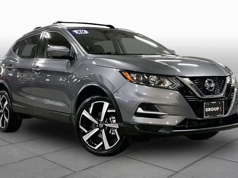 Used 2022 Nissan Rogue Sport SL AWD/4WD image 3