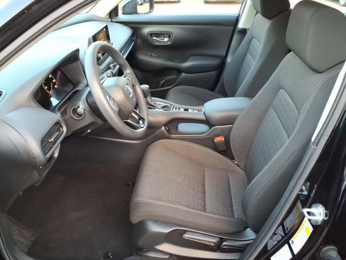 Certified 2024 Honda HR-V LX image 15