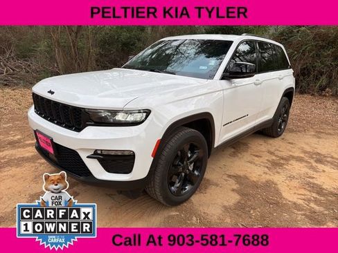 Used 2023 Jeep Grand Cherokee Limited w/ Black Appearance Package image 3